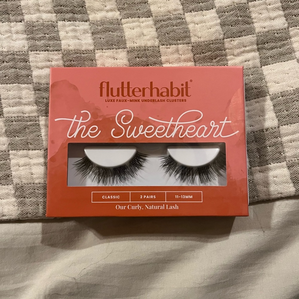 FlutterHabit The Sweetheart Eyelash Clusters